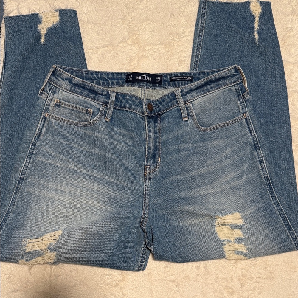 Hollister Women's Light Blue Straight Leg Jeans  Ultra High-Rise Mom Jean